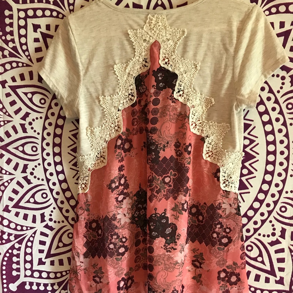 Vanity Top//Size Medium